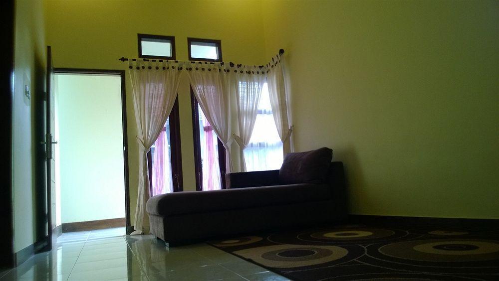 Shu Villa Lombok Kuta  エクステリア 写真