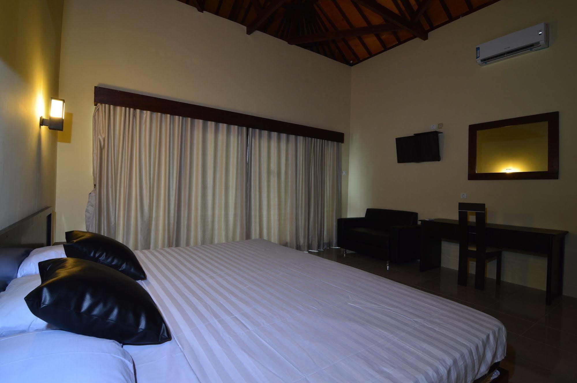 Shu Villa Lombok Kuta  エクステリア 写真